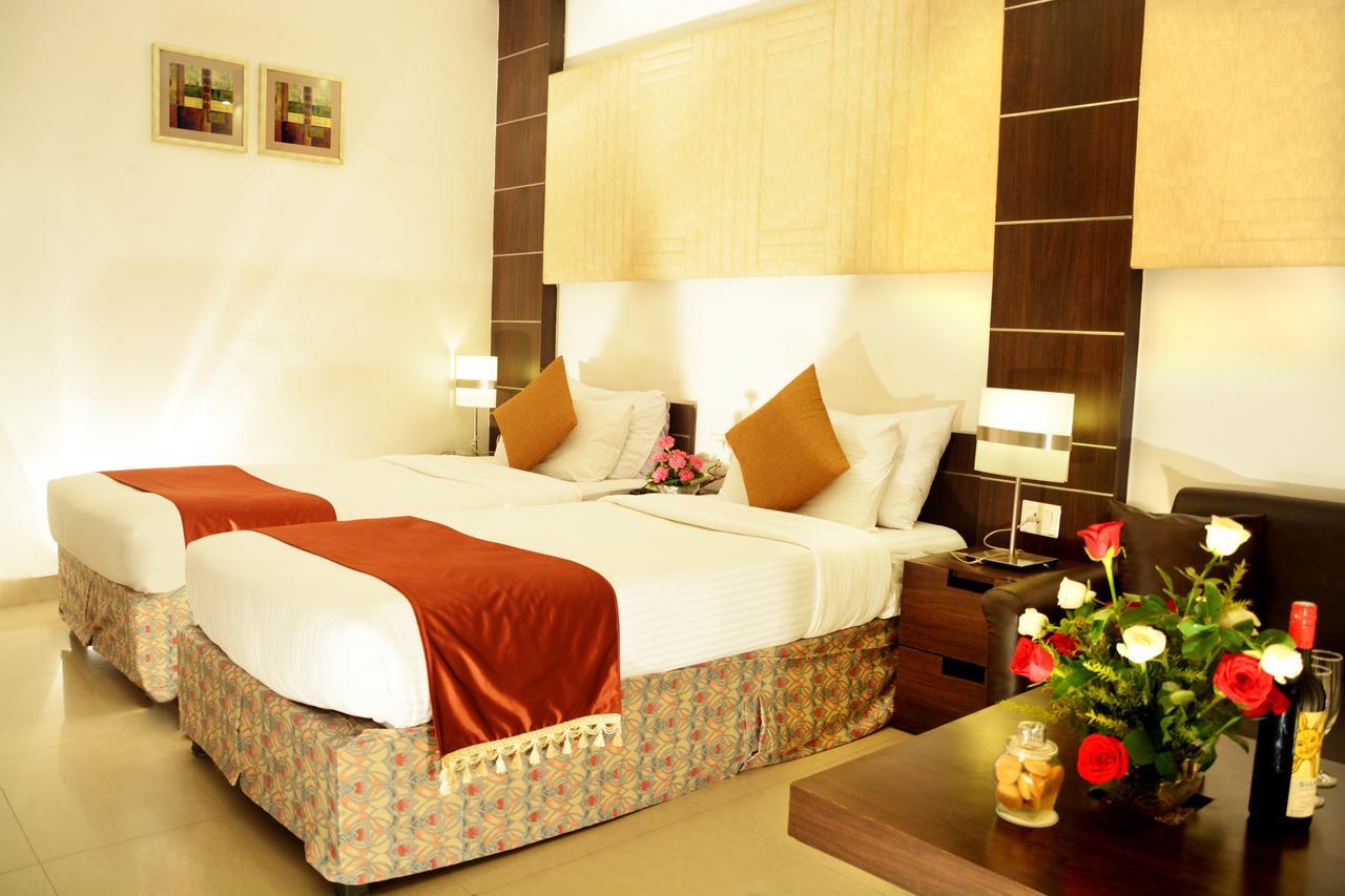 The New Marrion Hotell Bhubaneswar Exteriör bild